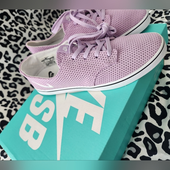 NIB Nike SB Braata size 7 - Picture 2 of 3